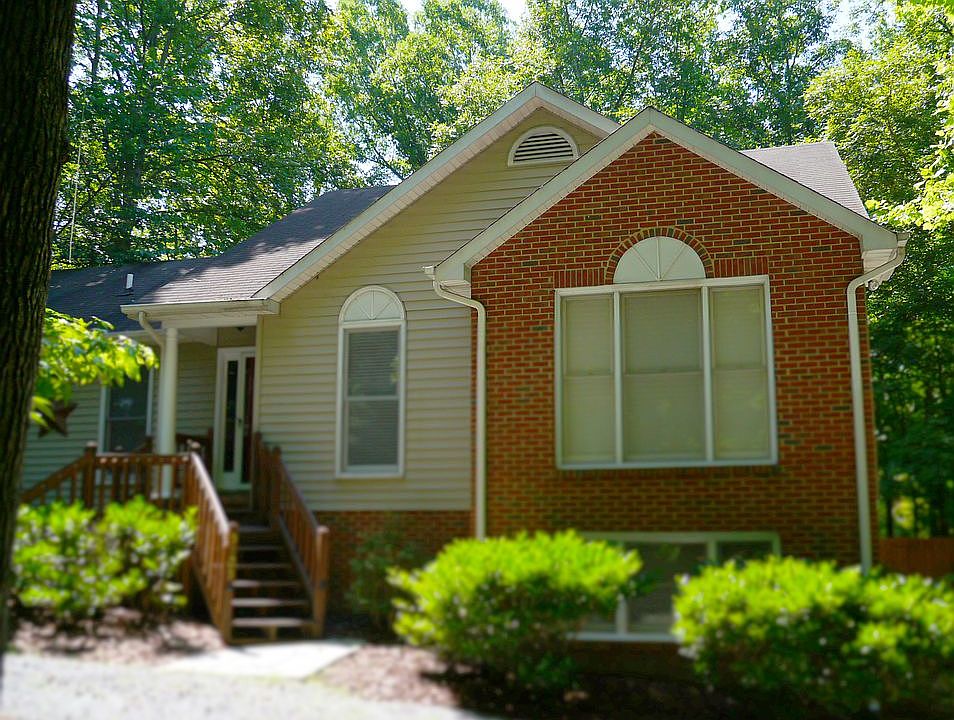1st image of 5105 Bridges Creek Dr