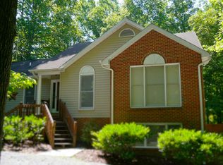 5105 Bridges Creek Dr, Greensboro, NC 27406