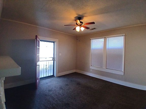 4th image of 3221 Choctaw Ave