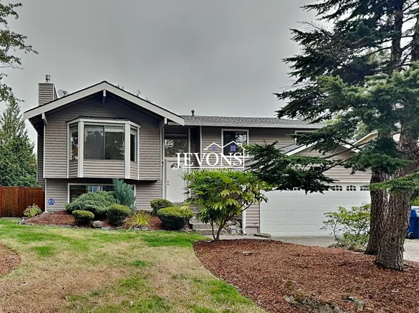 802 S 31st St, Renton, WA 98055