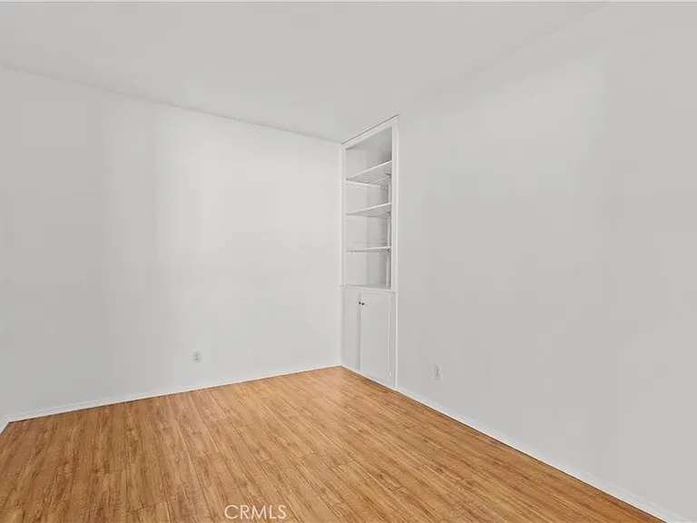 5400 Newcastle Ave #56 — Photo 17