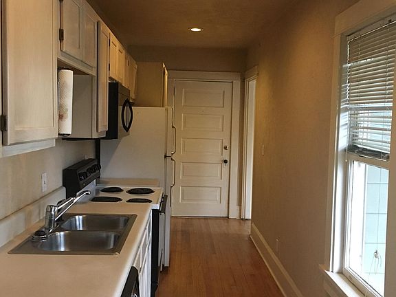 Large kitchen with dishwasher
