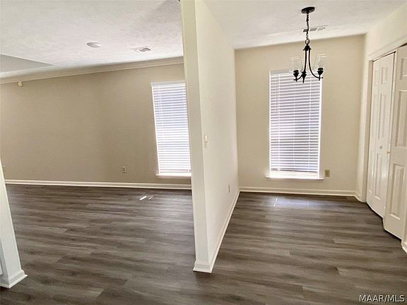 4th image of 1718 Meadow Oak Ct