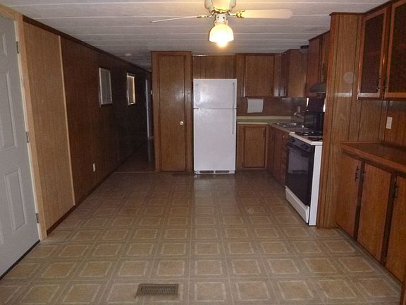 4th image of 227 S 91st Pl