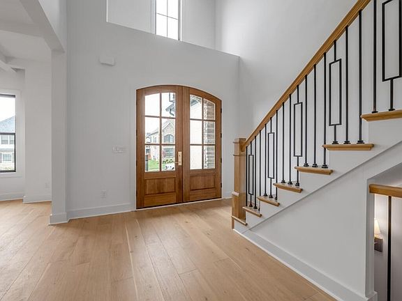 5th image of 2624 Lucca Pl
