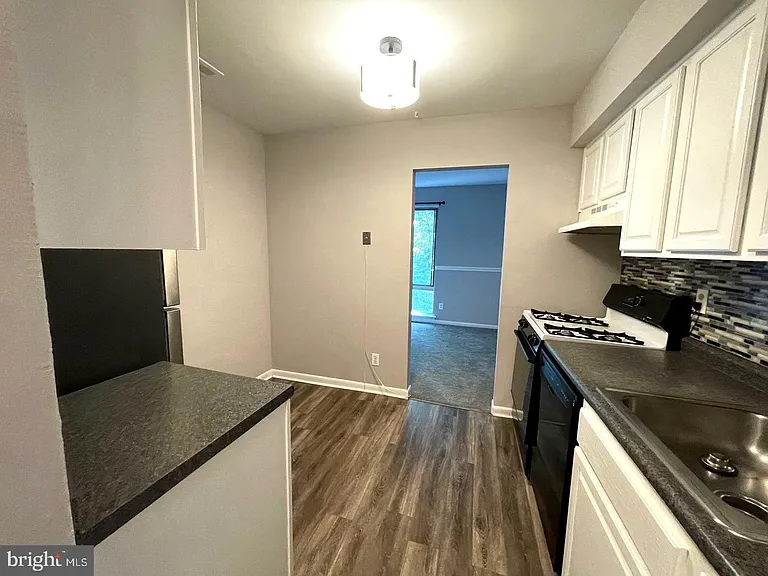 222-6 Echelon Rd #6 — Photo 3