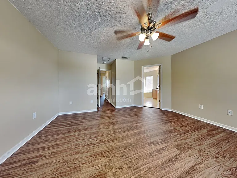 12613 Longcrest Dr — Photo 8