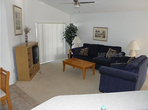 5th image of 1070 Solana Cir