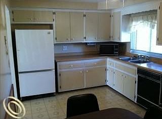 5th image of 5611 Debra Dr