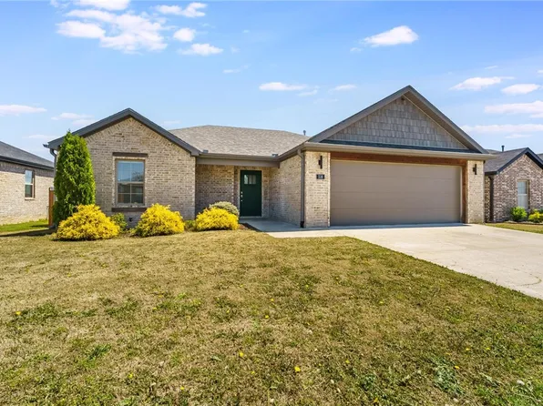 516 Brooke St, Springdale, AR 72762