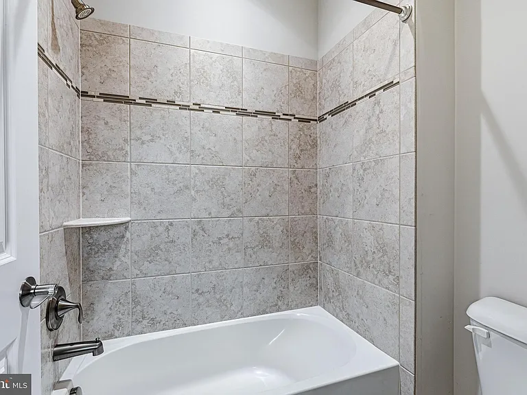 1751 Tysons Crest Ln — Photo 39