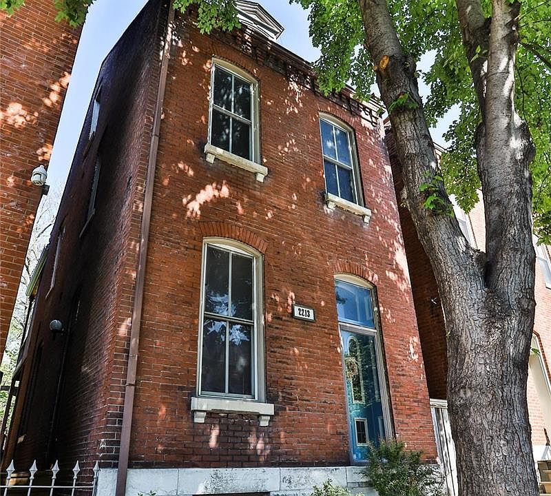 1st image of 2213 Menard St