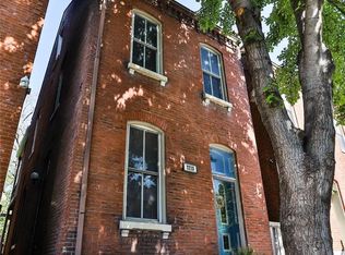 2213 Menard St, Saint Louis, MO 63104