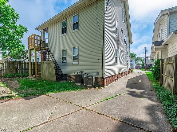2nd image of 2248 Emily Ave