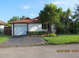 5137 SW 149th Pl, Miami, FL 33185