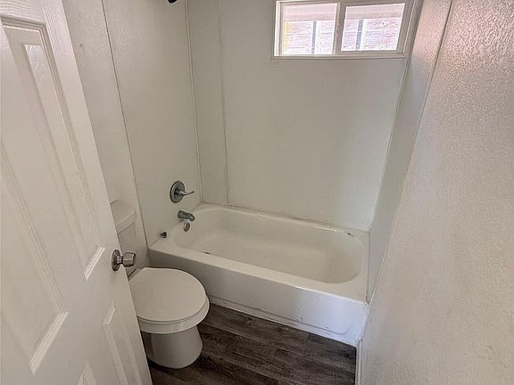 5th image of 6901 Dumble St #1