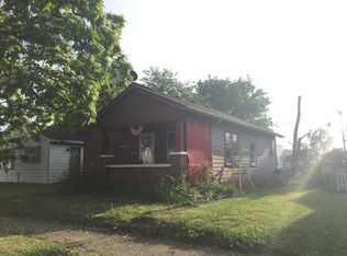 617 Montgomery St, Shelbyville, IN 46176