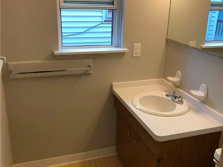 1455 Norton St #3 — Photo 9