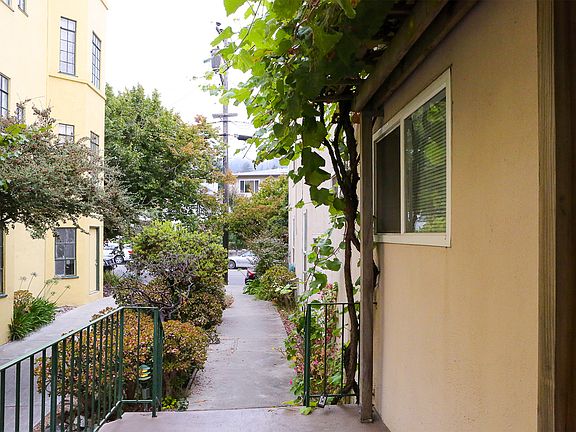 2nd image of 1338 Shattuck Ave #101