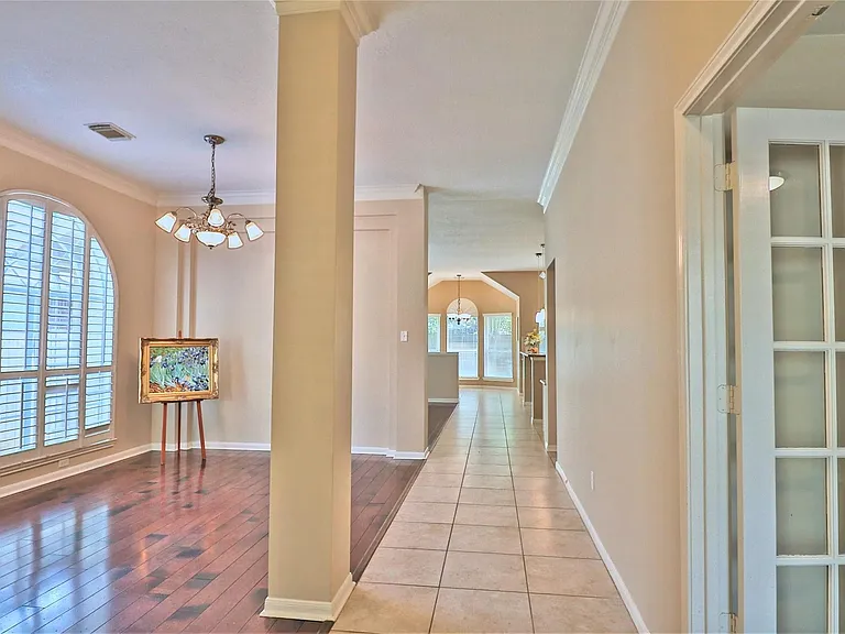 4530 Springfield Lakes St — Photo 4