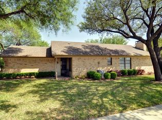 1710 Mimosa Ln, Euless, TX 76039
