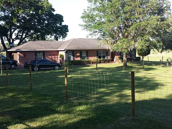 35129 Clinton Ave, Dade City, FL 33525