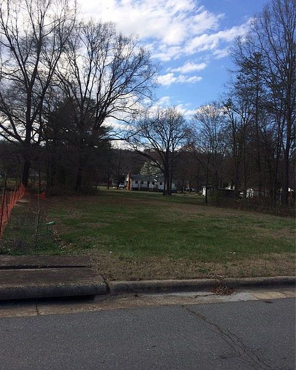 1st image of 0 11th Ave