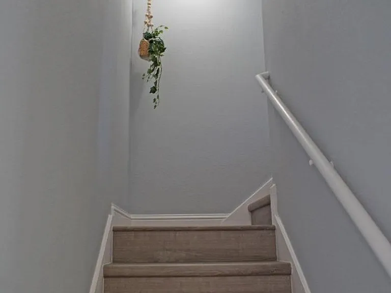 378 Spring Valley Ln — Photo 9