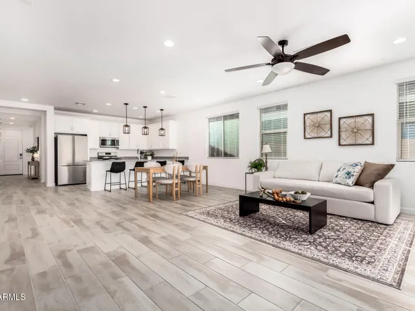3266 E Wild Drive, San Tan Valley, AZ 85143