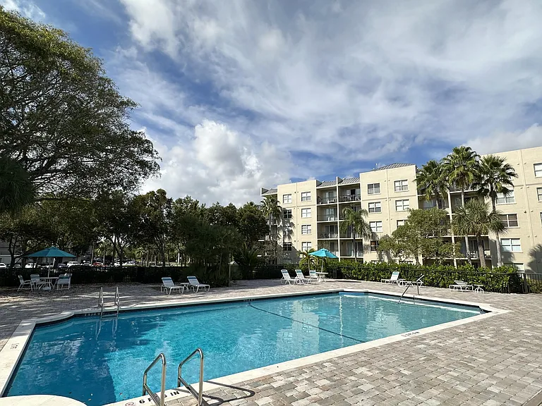27 Royal Palm Way #406 — Photo 42