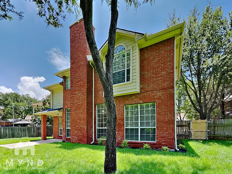 2616 Belmont Ct — Photo 25