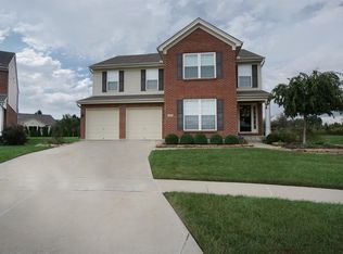 597 Woodbine Ct, Hamilton Twp, OH 45039
