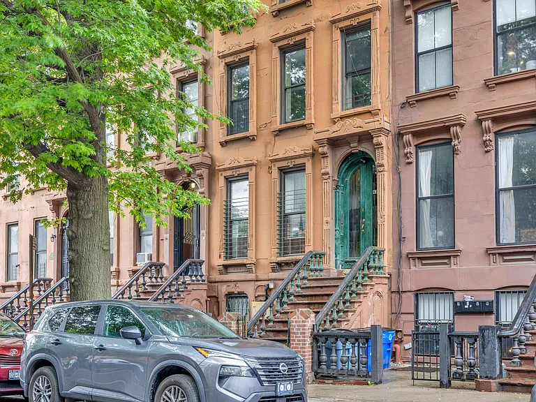 629 Willoughby Ave #2B — Photo 1