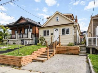 83 Kane Ave, Toronto, ON M6M3M8