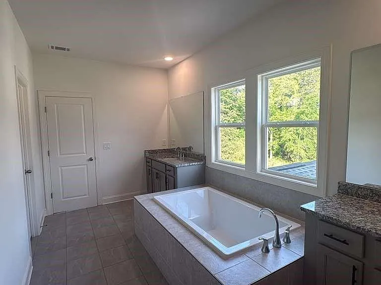 5365 Travers Ln — Photo 32