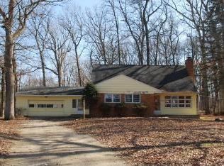 4075 Joanne Ct, Ann Arbor, MI