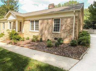 3700 Starhill Ct, Greensboro, NC 27410