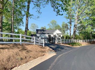 547 Fairview Rd, Pendergrass, GA 30567