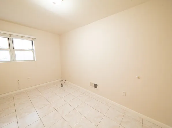 818 Palisade Avenue image 8 of 18