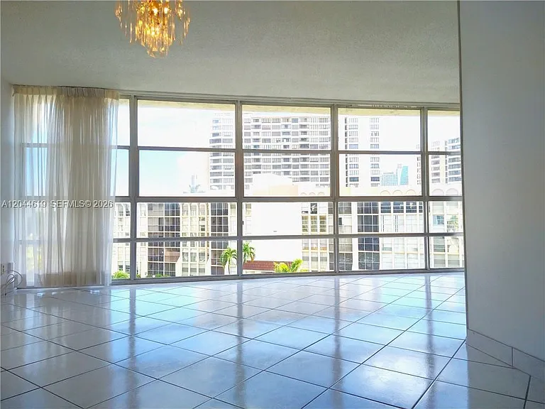 601 Three Islands Blvd #517 — Photo 19