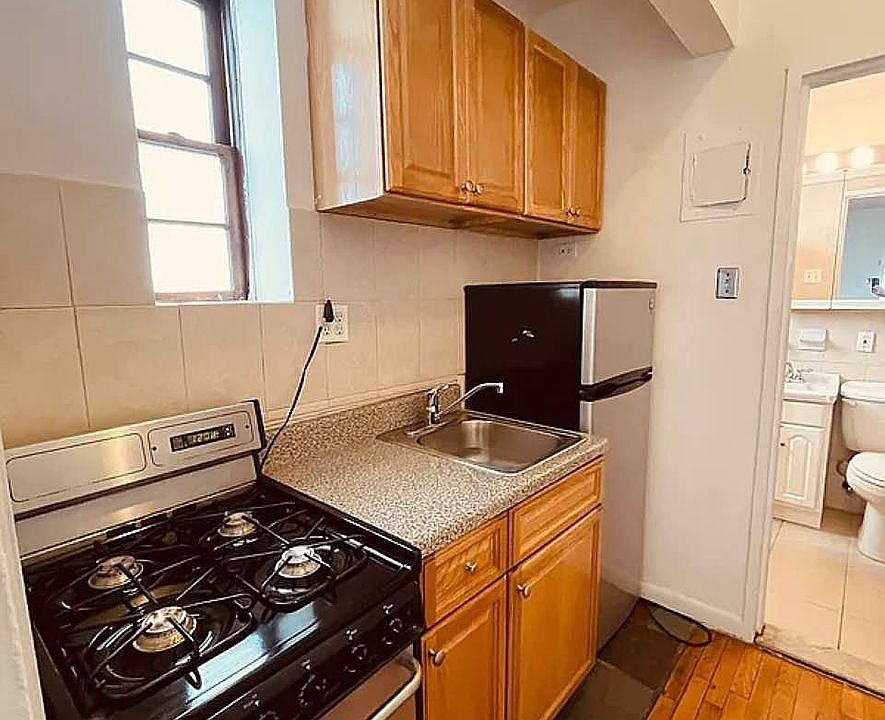 1st image of 322 E 82nd St APT 5C