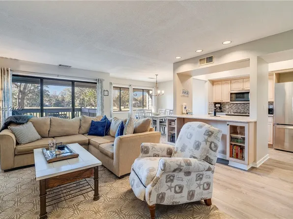 59 Carnoustie Rd APT 237, Hilton Head Island, SC 29928