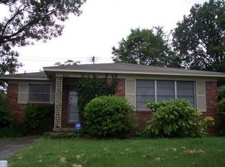 6101 Ridgecrest Dr, Little Rock, AR 72205