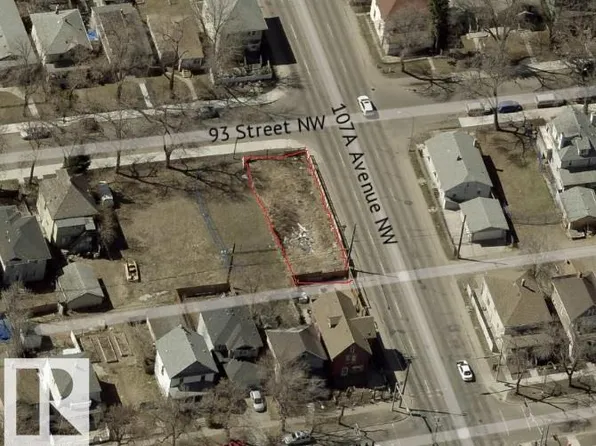 10733 93rd St NW, Edmonton, AB T5H 1Y2