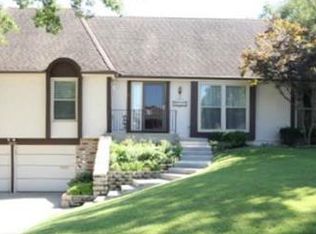 10925 W 99th St, Overland Park, KS 66214