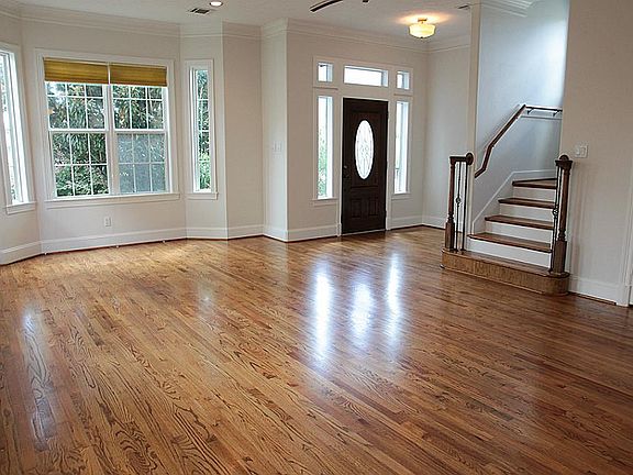 3rd image of 1413 W 21st St