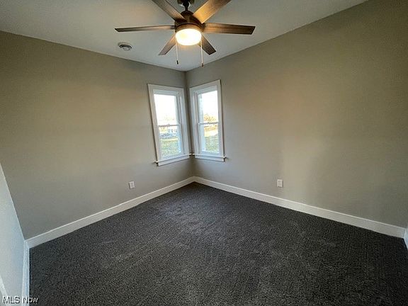 5th image of 954 Lakewood Beach Dr