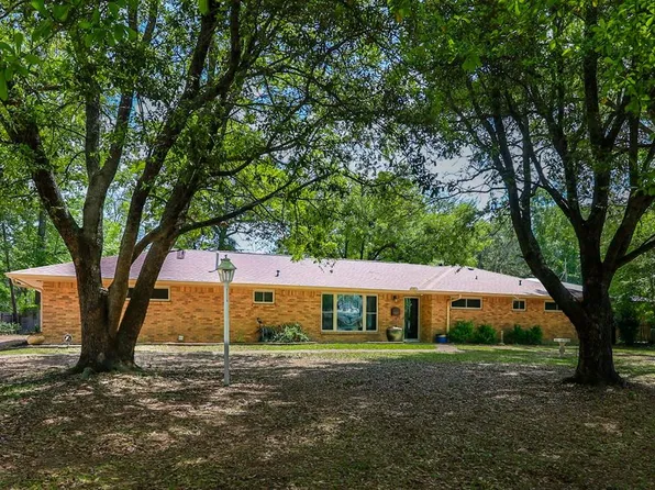 611 S Temple Dr, Diboll, TX 75941