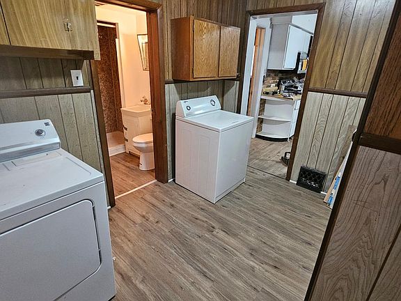 2nd image of 1227 Pleasant Acres Dr #1