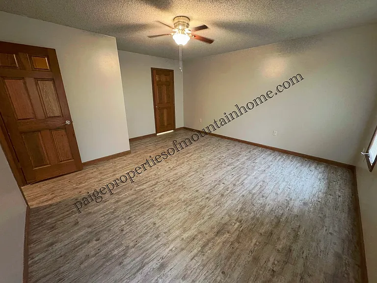 605 Cooper Estates Dr #12 — Photo 17